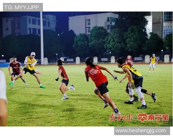 重庆飞盘队技术分析与运动飞盘发展探讨